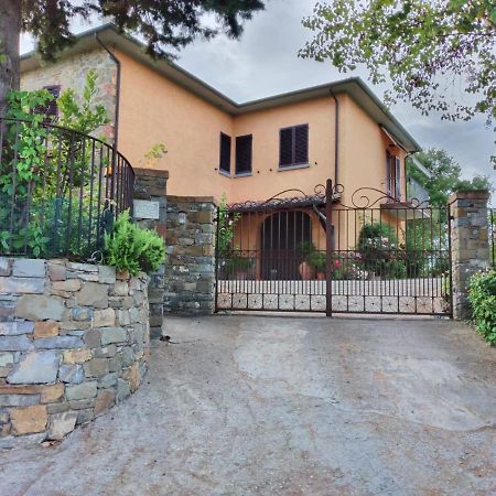 B&B L'Oliveto Lucignano Bagian luar foto