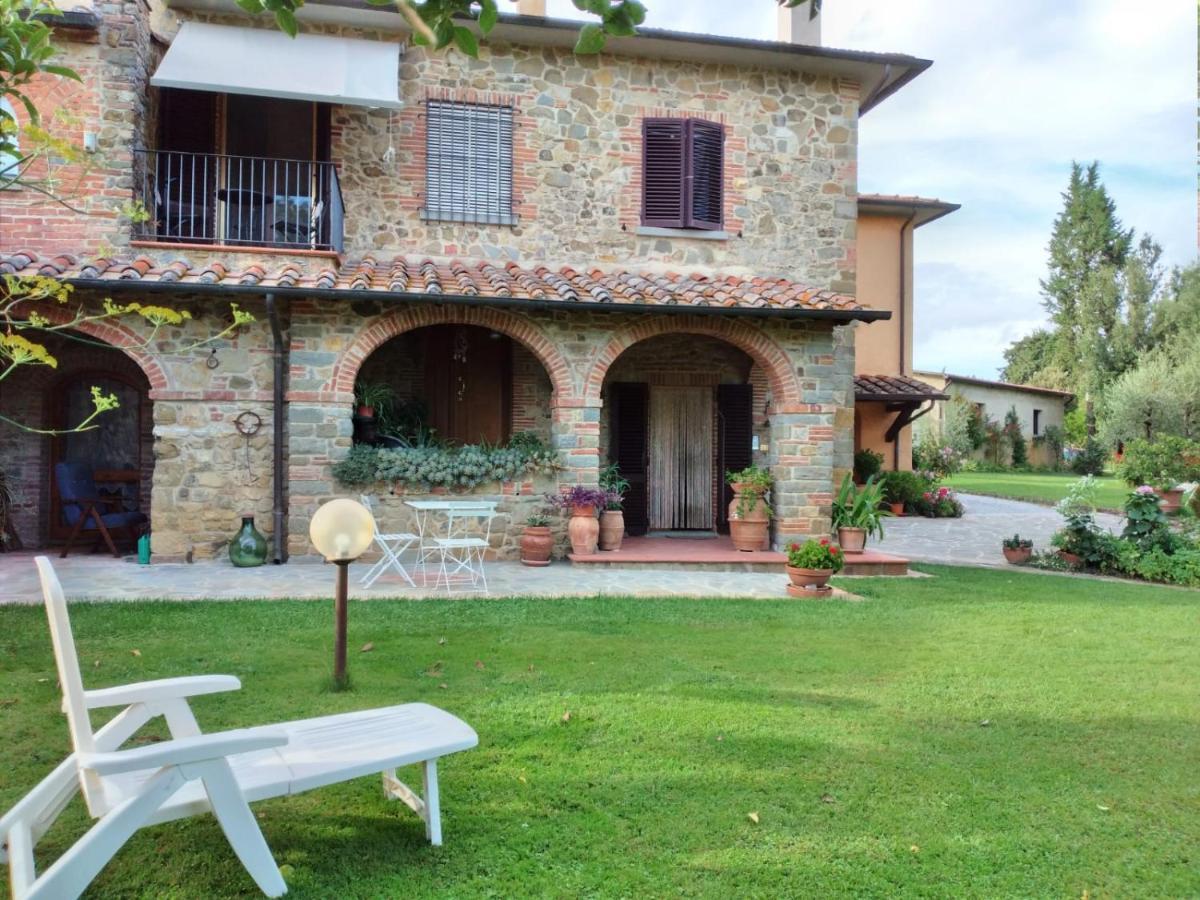B&B L'Oliveto Lucignano Bagian luar foto