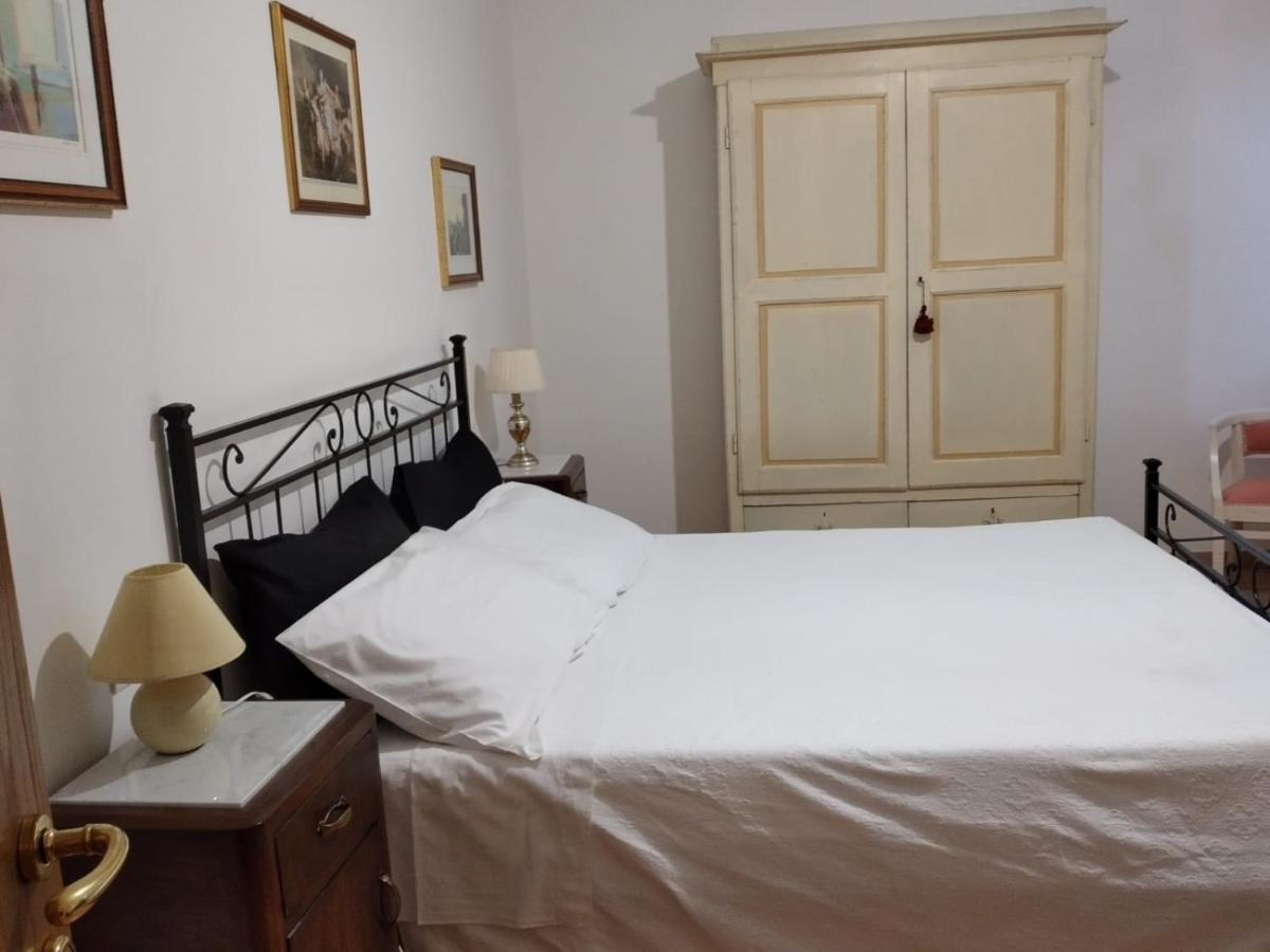 B&B L'Oliveto Lucignano Bagian luar foto
