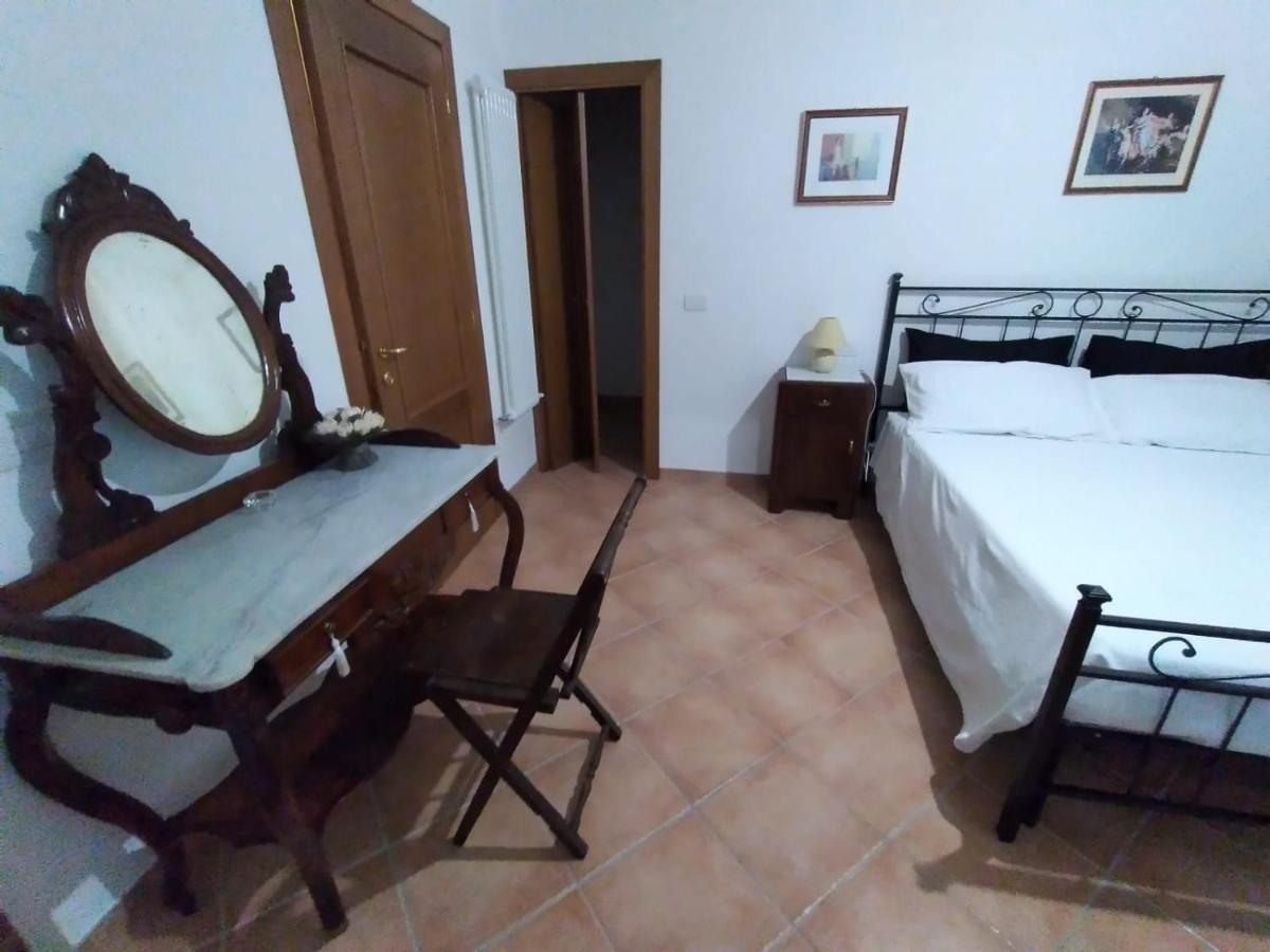 B&B L'Oliveto Lucignano Bagian luar foto